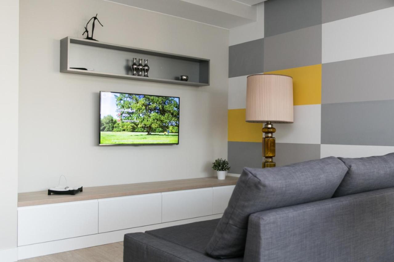 Wronia Apartments Warsawa Bagian luar foto