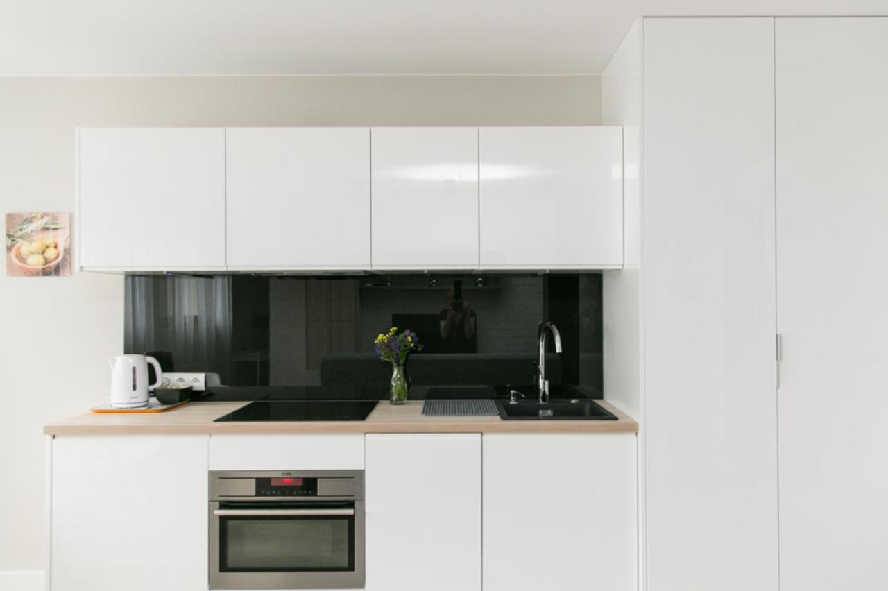 Wronia Apartments Warsawa Bagian luar foto